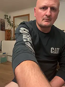 Snapshot of Attila120 chatting on October 11, 2025, 11:17 pm Attila120 online show from October 11, 2025, 11:17 pm