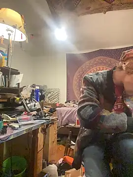 Snapshot of XanderOzzz chatting on November 25, 2025, 11:59 pm XanderOzzz online show from November 25, 2025, 11:59 pm