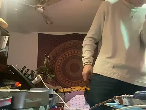 Snapshot of XanderOzzz chatting on November 22, 2025, 9:30 am XanderOzzz online show from November 22, 2025, 9:30 am