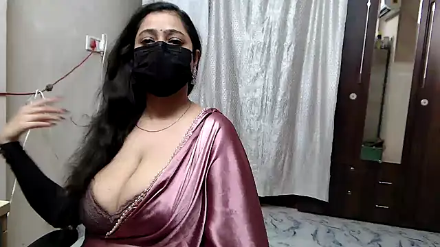Snapshot of sexy_indianboobs chatting on May 17, 2026, 11:43 am sexy indianboobs online show from May 17, 2026, 11:43 am