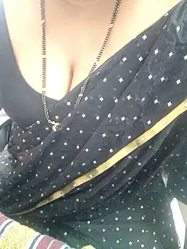 Snapshot of Tamil-rami chatting on September 11, 2025, 4:45 am Tamil-rami online show from September 11, 2025, 4:45 am