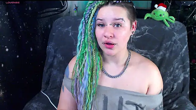 Snapshot of NeonNectar_ chatting on January 8, 2026, 8:04 pm NeonNectar online show from January 8, 2026, 8:04 pm