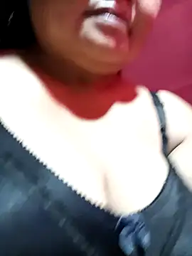 Snapshot of Mari_fvcks chatting on December 2, 2025, 9:11 am Mari fvcks online show from December 2, 2025, 9:11 am