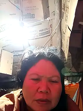 Snapshot of Mari_fvcks chatting on October 28, 2025, 12:55 am Mari fvcks online show from October 28, 2025, 12:55 am