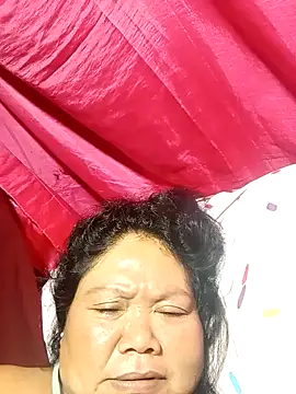 Snapshot of Mari_fvcks chatting on October 16, 2025, 4:37 pm Mari fvcks online show from October 16, 2025, 4:37 pm