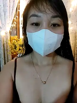 Laurie369 online show from October 1, 2025, 4:00 pm