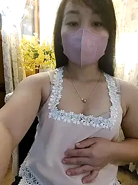 Laurie369 online show from September 26, 2025, 3:30 pm