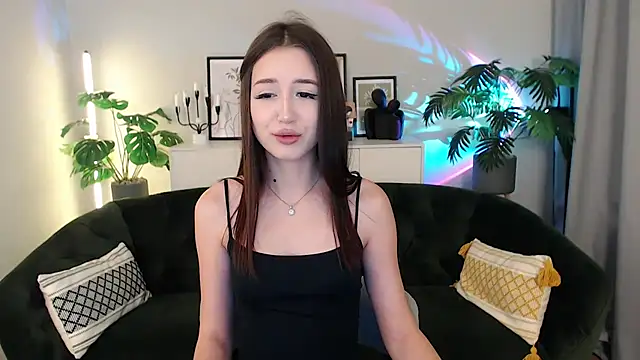 Snapshot of BlackEyesGirl chatting on November 15, 2025, 6:28 am BlackEyesGirl online show from November 15, 2025, 6:28 am