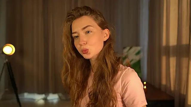 Snapshot of DeeannaBoera chatting on October 27, 2025, 4:13 am DeeannaBoera online show from October 27, 2025, 4:13 am