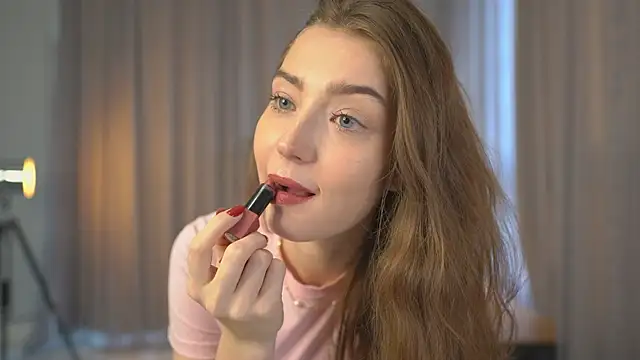 Snapshot of DeeannaBoera chatting on November 21, 2025, 4:22 am DeeannaBoera online show from November 21, 2025, 4:22 am