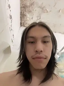 Snapshot of heytherepeoples717 chatting on December 5, 2025, 5:28 am heytherepeoples717 online show from December 5, 2025, 5:28 am