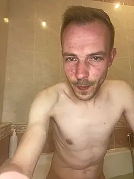 Skinny0150 online show from April 11, 2026, 5:49 pm