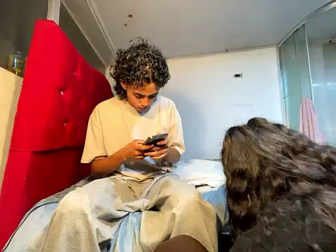 keith russo online show from April 8, 2026, 12:01 am