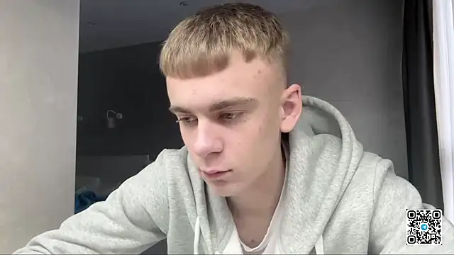 Snapshot of echowraith chatting on December 14, 2025, 9:15 am echowraith online show from December 14, 2025, 9:15 am