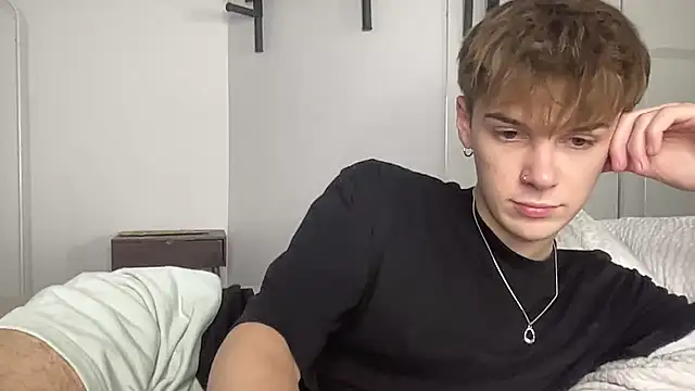 Snapshot of Milk_Guy chatting on December 3, 2025, 1:54 pm Milk Guy online show from December 3, 2025, 1:54 pm