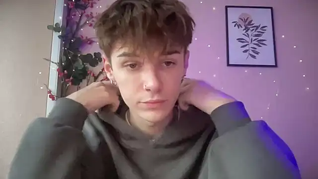 Snapshot of Milk_Guy chatting on October 24, 2025, 10:14 am Milk Guy online show from October 24, 2025, 10:14 am