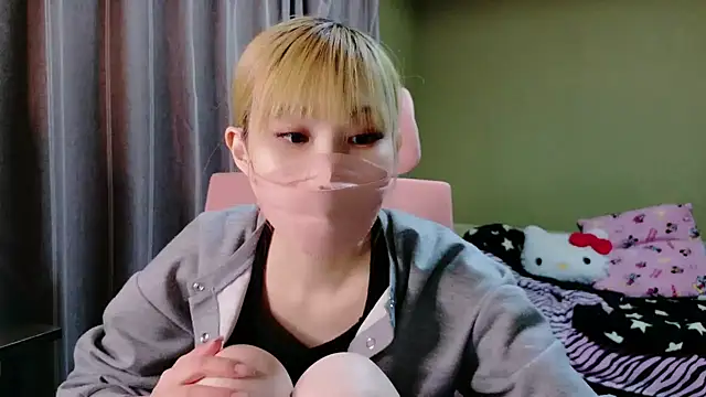 miyu0002 online show from October 16, 2025, 3:09 pm