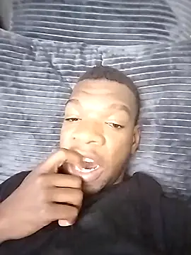 Snapshot of TmanZim2025 chatting on October 26, 2025, 5:24 pm TmanZim2025 online show from October 26, 2025, 5:24 pm