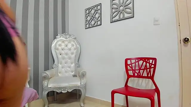 Snapshot of Salomee_hernandez chatting on November 24, 2025, 2:39 pm Salomee hernandez online show from November 24, 2025, 2:39 pm