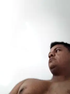 Snapshot of Ms33CA chatting on September 15, 2025, 12:16 pm Ms33CA online show from September 15, 2025, 12:16 pm