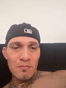 Snapshot of Dixonykaty chatting on February 25, 2026, 2:17 pm Dixonykaty online show from February 25, 2026, 2:17 pm