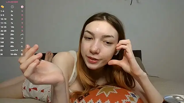 Snapshot of RedheadMisty chatting on November 9, 2025, 10:30 am RedheadMisty online show from November 9, 2025, 10:30 am