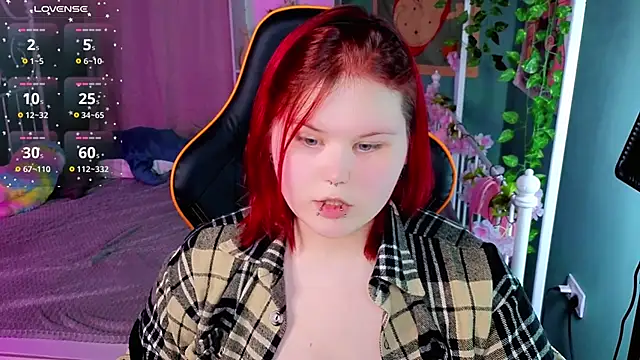 Snapshot of fillisfox_ chatting on November 25, 2025, 4:51 pm fillisfox online show from November 25, 2025, 4:51 pm