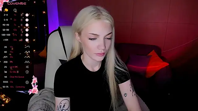 Snapshot of AnyaTaylor_ chatting on October 21, 2025, 2:22 am AnyaTaylor online show from October 21, 2025, 2:22 am