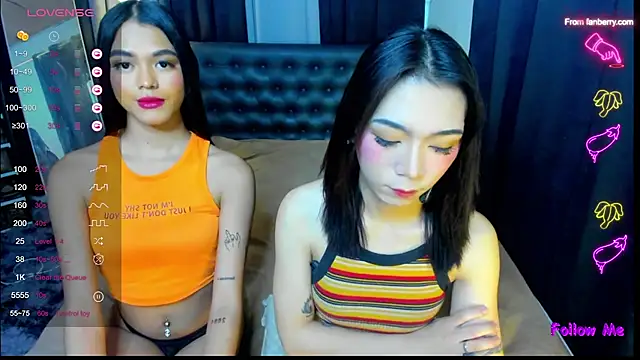 Snapshot of bellamoonlightX chatting on April 26, 2026, 8:22 am bellamoonlightX online show from April 26, 2026, 8:22 am