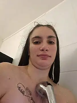 Michou02xXx online show from December 14, 2025, 8:58 pm