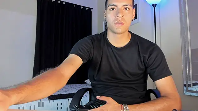 TeamPorn 19 online show from October 30, 2025, 7:06 am