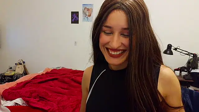 kendrafarq online show from June 1, 2026, 2:56 am