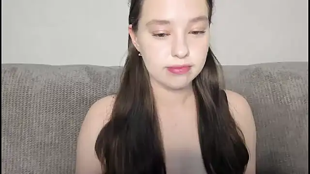 Snapshot of PureLedy chatting on November 11, 2025, 1:00 am PureLedy online show from November 11, 2025, 1:00 am