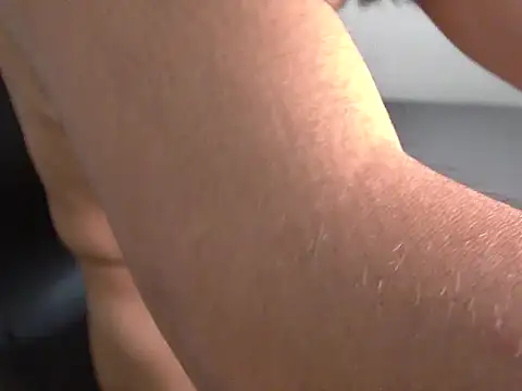 Dollarhot30 online show from December 2, 2025, 1:28 am