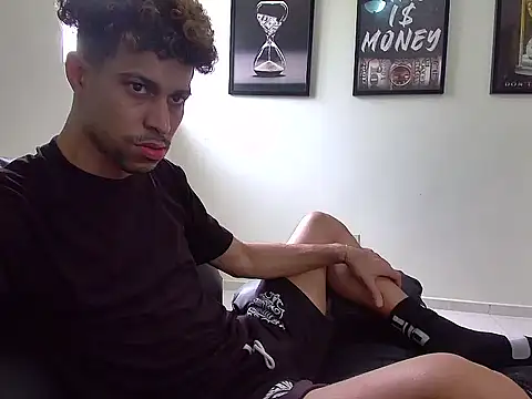 Dollarhot30 online show from March 5, 2026, 12:57 pm