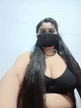 Hot-Soniya733 online show from June 26, 2026, 8:25 pm