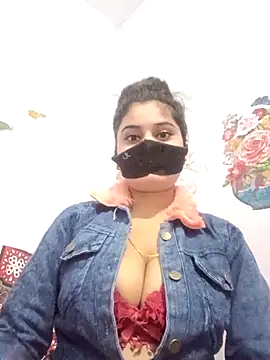 Snapshot of Hot-Soniya733 chatting on December 1, 2025, 4:52 pm Hot-Soniya733 online show from December 1, 2025, 4:52 pm