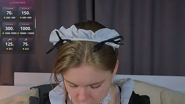 Snapshot of JulietteRain chatting on November 30, 2025, 5:47 pm JulietteRain online show from November 30, 2025, 5:47 pm