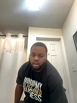 mistermidnightsnack online show from December 17, 2025, 6:18 am