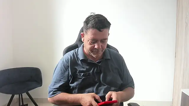 Snapshot of massimo_dannger chatting on September 17, 2025, 5:26 pm massimo dannger online show from September 17, 2025, 5:26 pm