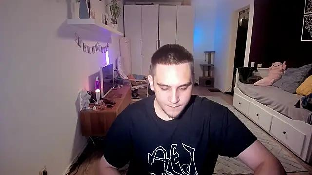 Bear Beer130 online show from November 10, 2025, 4:34 pm