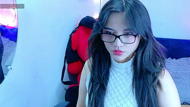 MiaVelvetDoll online show from October 10, 2025, 1:23 pm