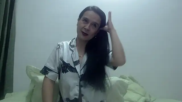 Snapshot of Aileendarkhot chatting on October 22, 2025, 9:20 am Aileendarkhot online show from October 22, 2025, 9:20 am