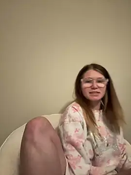 Snapshot of Riley_ray69 chatting on October 21, 2025, 8:52 pm Riley ray69 online show from October 21, 2025, 8:52 pm