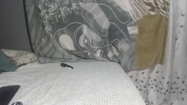 SEXYHUGEASS21 online show from March 4, 2026, 3:47 am