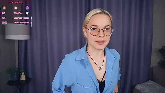 Snapshot of EdaKirkIin chatting on December 5, 2025, 6:12 am EdaKirkIin online show from December 5, 2025, 6:12 am