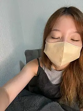 Snapshot of yuuhichan chatting on October 13, 2025, 3:46 pm yuuhichan online show from October 13, 2025, 3:46 pm