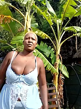 DarkQueen 94 online show from April 1, 2026, 6:37 am