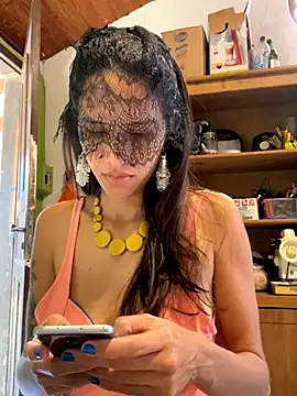 Goddesmyy online show from September 29, 2025, 6:02 pm