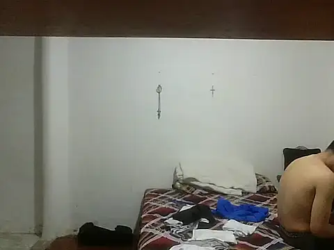 iam2002 online show from March 10, 2026, 5:00 am